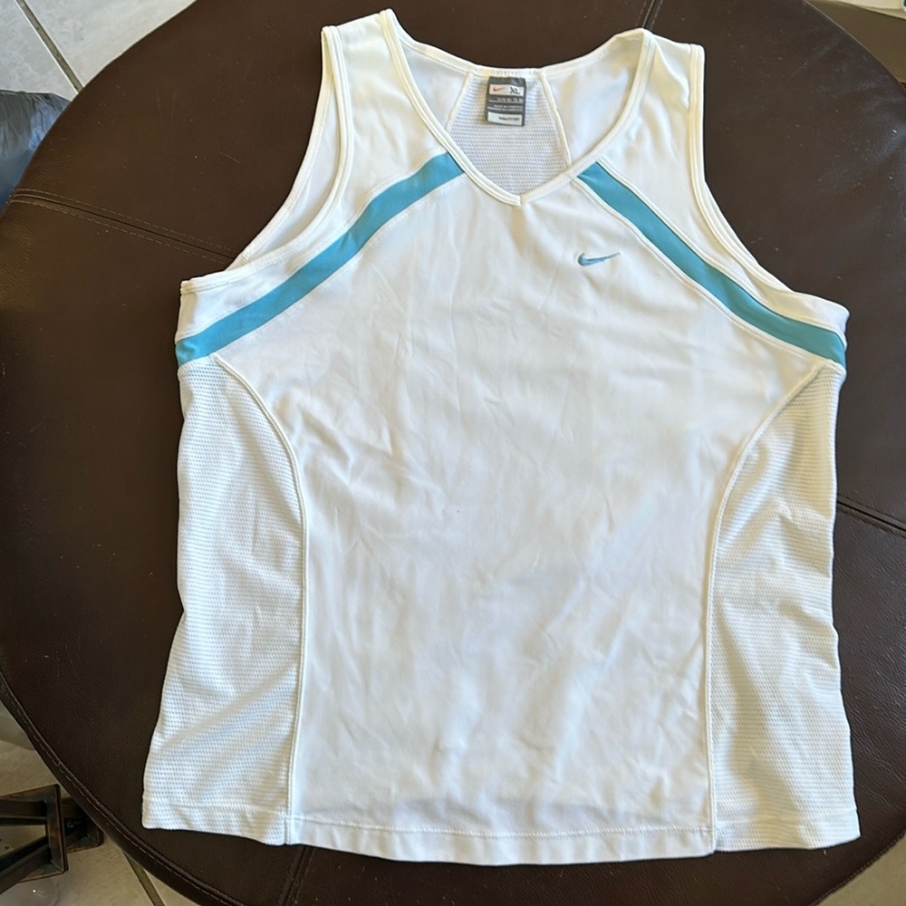 NikeTennis Fit-Dri Court Blue/white Top Womens SZ XL TENNIS/PICKLEBALL